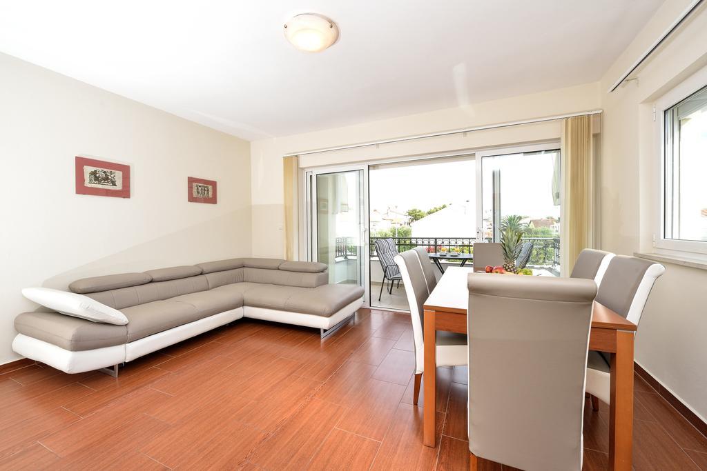 33 Apartment