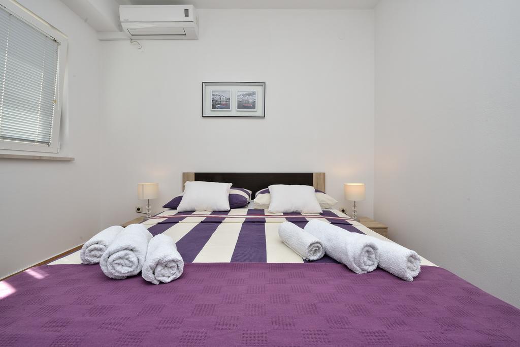 33 Apartment *